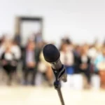 🎤 Descubre los mejores talleres de oratoria para mejorar tu habilidad de hablar en público